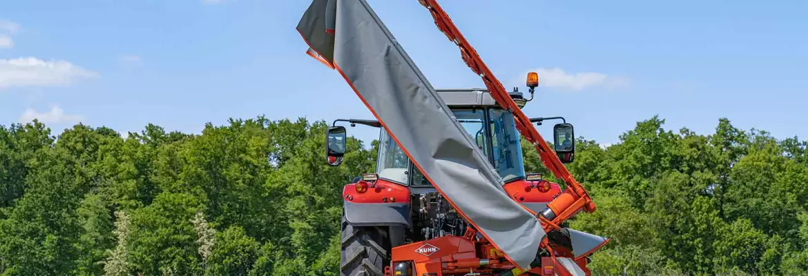 faucheuse à repliage vertical GMD 3515