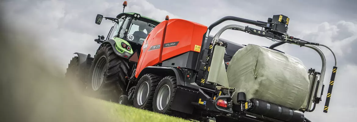 KUHN_Baler-Wrapper-Combination_baling-silage