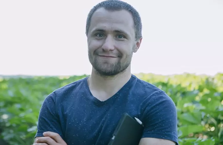 Головний агроном агрофірми "Вітчизна"