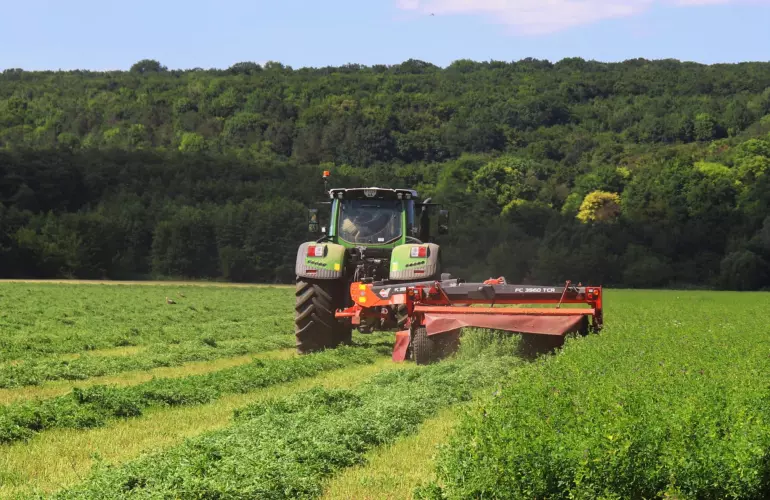 Косарка-плющилка FC 3560 TCR