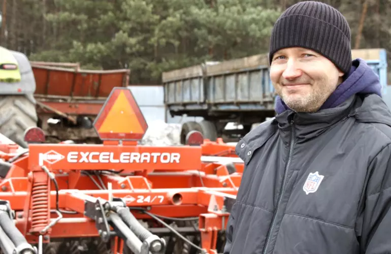 Вертикальний обробіток ґрунту Excelerator 8005