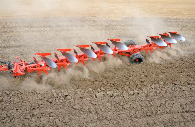 Напівнавісний плуг VARI-MANAGER з системою гідравлічного захисту NSH