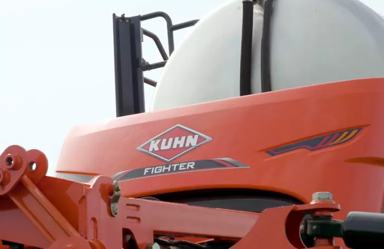 Бак для пестицидів