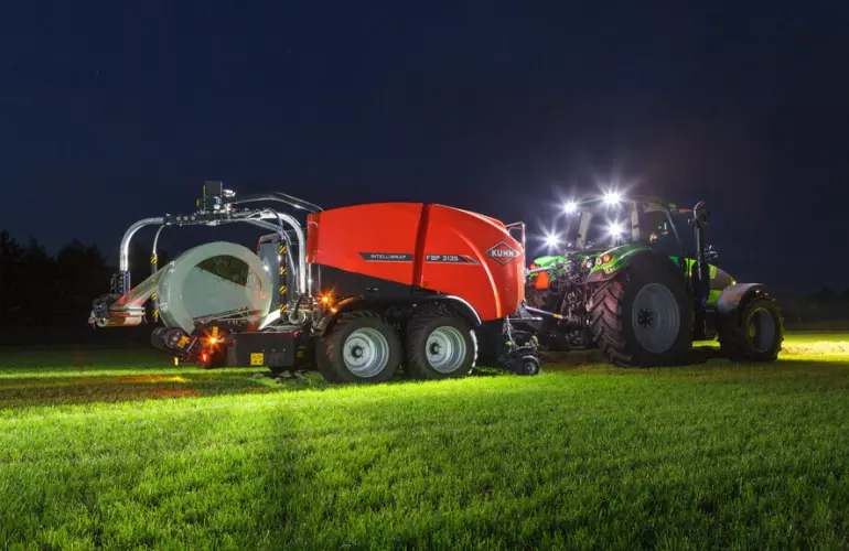 FBP 3135 виконує 3D-обмотування у темний час доби з увімкненим робочим освітленням