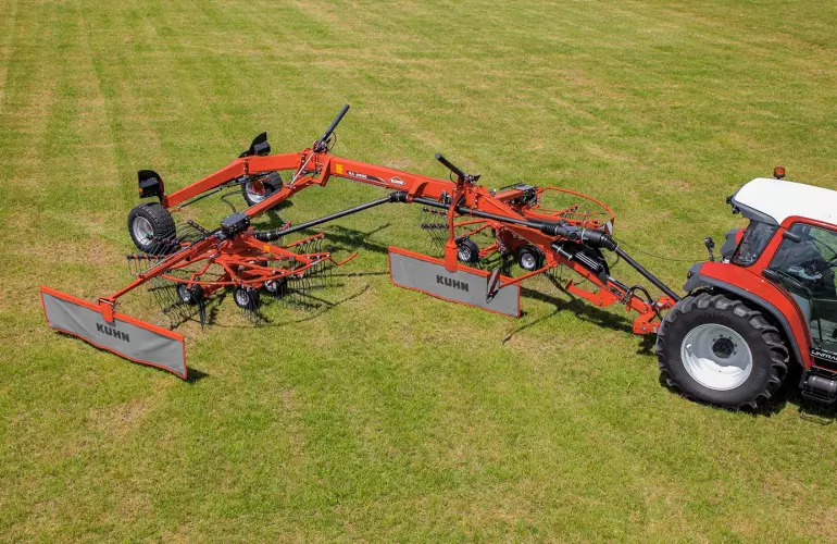 GA 8030 в роботі на луках