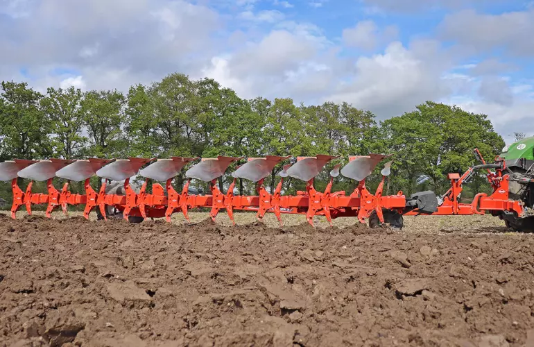 Плуг MULTI-LEADER XT