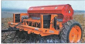 SD 300, причіпний інструмент для прямого посіву без обробки ґрунту.