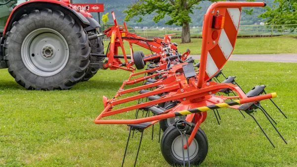 GF 13003 забирає весь корм завдяки асиметричним зубцям