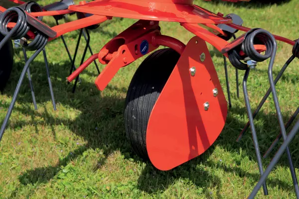 Відбивачі на колесах GF