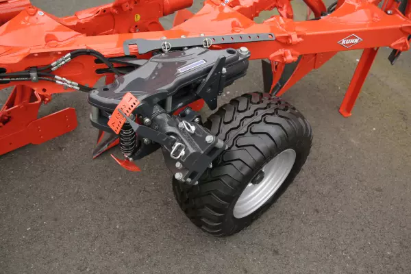 Колесо регулювання глибини MASTER L розташоване максимально близько до рами для обмеження виступання.