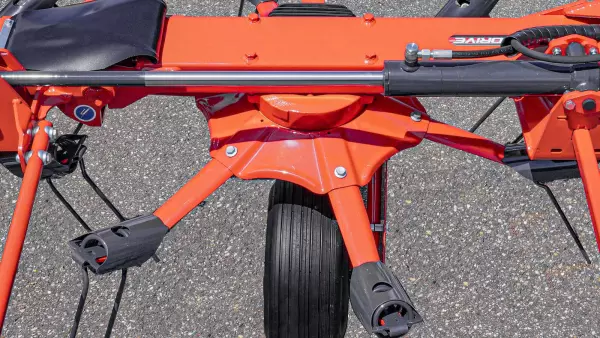 Ворушилки GF 8703 і 10803 оснащені малими роторами