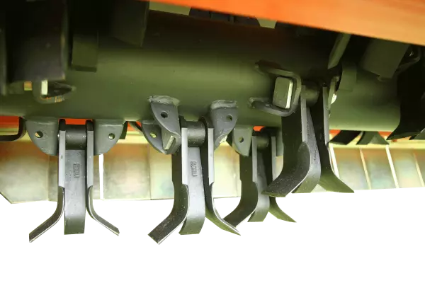 Y-подібні ножі мульчувача RM 610 для подрібнення решток усіх видів