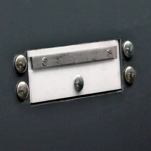 Усі великі тюкові прес-підбирачі можуть оснащуватися датчиком вологості.