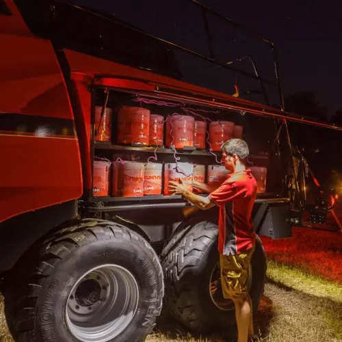 Відсіки для шпагату мають повністю відкидну конструкцію для забезпечення легкого доступу