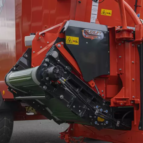 Стрічковий транспортер FLEXILIFT забезпечує високий ступінь розподілу, залишаючись при цьому в межах розмірів машини