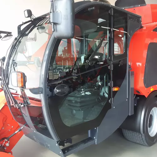 Для кожного варіанта особливе оздоблення кабіни