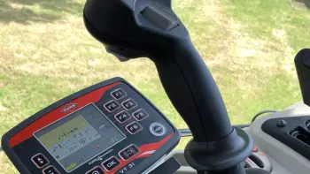 Photo de la commande électrique proportionnelle EP de l'épareuse MULTI-LONGER GII