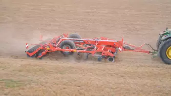 PERFORMER 4000 – один прохід дисками, лапами та котком