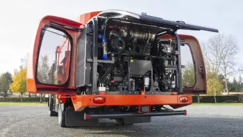 Моторний відсік SPW Intense – це еталон простоти доступу і легкості обслуговування.