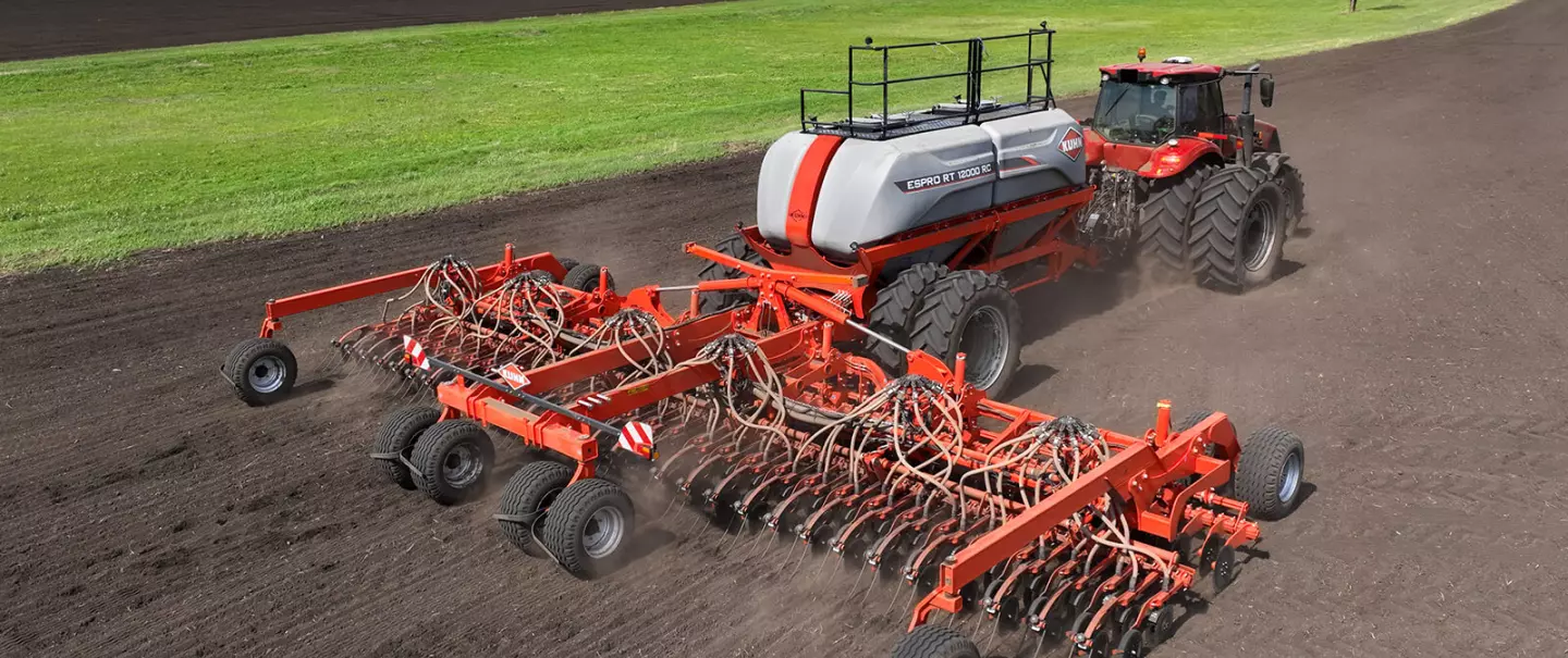 Сівалка Min-till ESPRO RT 12000 RC в роботі