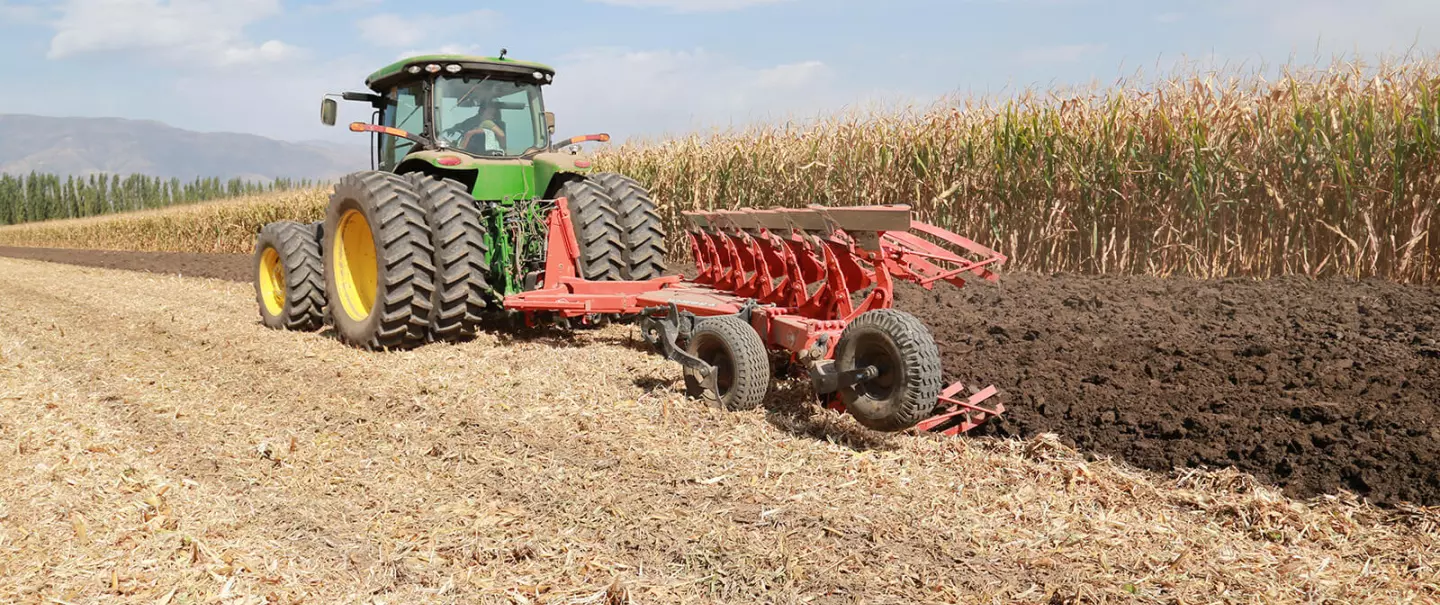 MASTER-183_Ploughing_On_Land.JPG