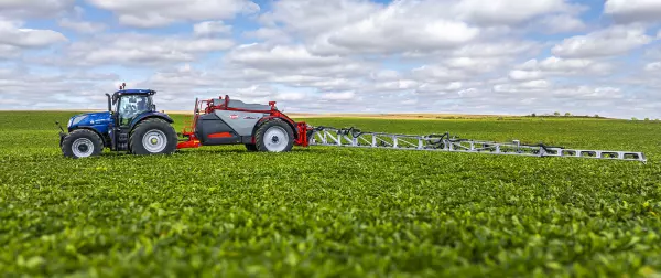 The KARAN sprayer at work in the field