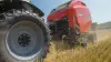 Рулонний прес-підбирач зі змінною камерою KUHN VB 3260 для формування рулонів силосу (трави)